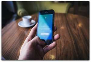 HOW TO MANAGE YOUR TWITTER MARKETING WITH YOUR SMARTPHONE